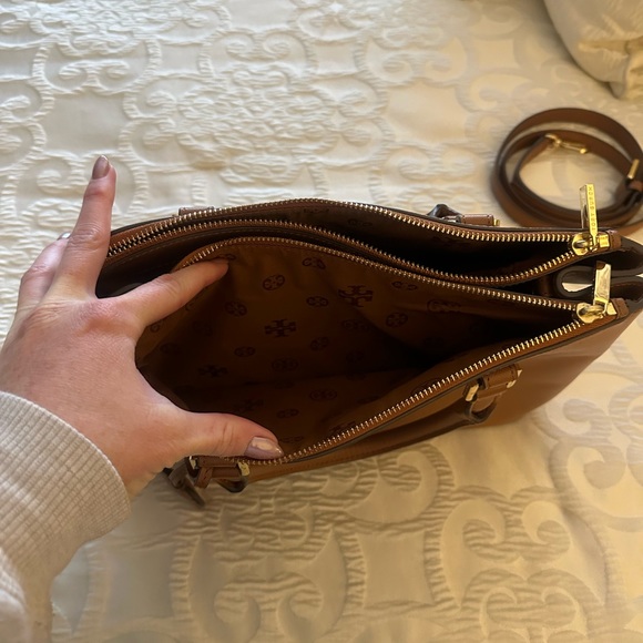 Tory Burch Robinson Mini Double Zip Tote - Tan - NWT - Picture 10 of 10
